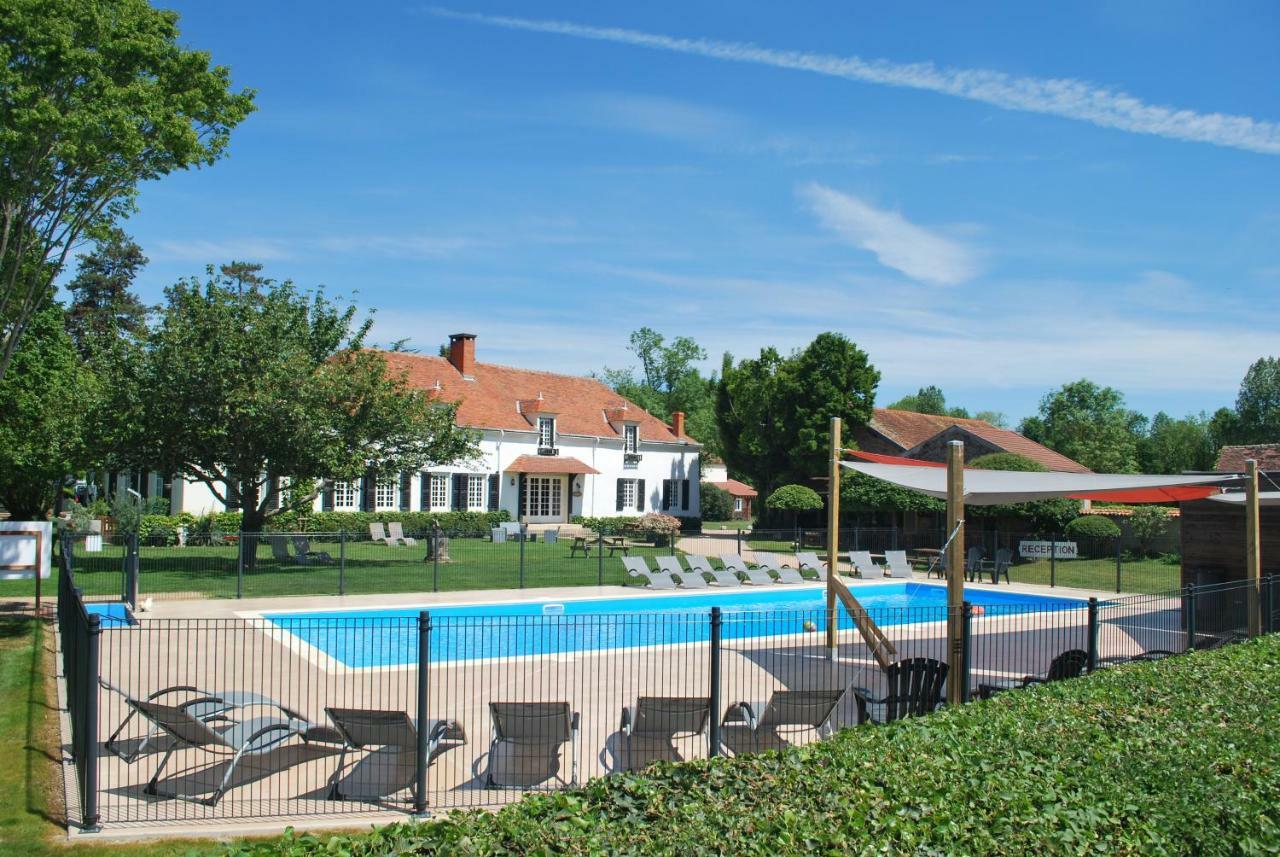 Domaine Les Gandins Bed & Breakfast Saint-Germain-de-Salles Exterior photo